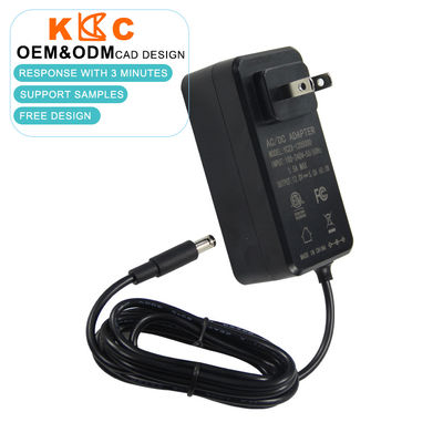 Fonte de alimentação DC 12V 5A padrão dos EUA com conector de barril de 5,5x2,1mm para luzes de fita LED, motor elétrico / bomba de água
