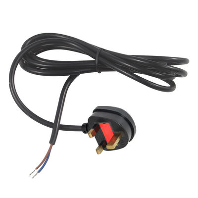 Reino Unido 3 pin BS1363 a IEC C13 Cordão de alimentação H05VV-F 3x0,5mm2
