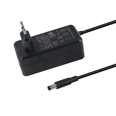 EU Wall Plug 1M 22AWG Adaptador de alimentação 12V 5A 5521Mm Para câmara de circuito fechado LED