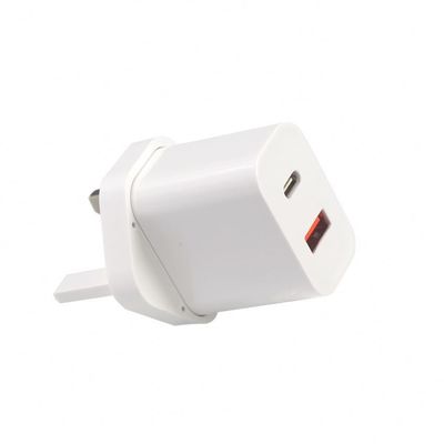 1A+1C Carregador de viagem USB Carregamento rápido Tipo C Carregamento rápido de 30 W Wall UK Qc