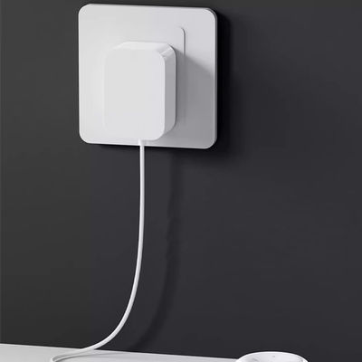 Universal EUA Reino Unido UE AU Plug 12V Adaptador de alimentação 2.1MM Jack para sistema de segurança CCTV