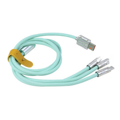 Cable de carregamento multi-dispositivo certificado CE com 3 portas de carregamento simultâneas e cabo trançado de nylon durável