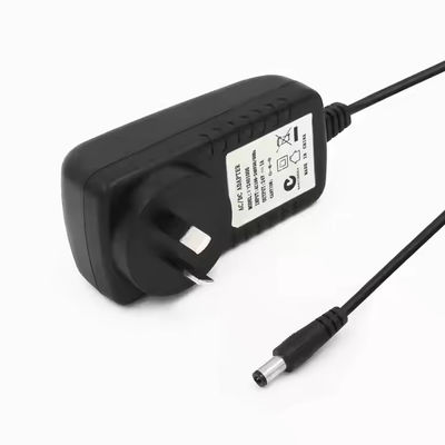 Conector Au Pin DC Plug para 2 AU Pin DC Condutor de cobre puro Adaptador de energia ABS Material de isolamento Entrada 12V 1A/2A