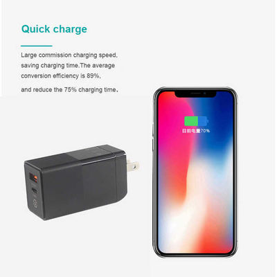 Carregador de Parede USB 65W com Plugue US – Adaptador de Duas Portas com Saída USB-C e USB-A para Laptop, Telefone, Tablet, Carregamento para Viagem (Entrada 100–240V)