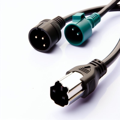 Cabo de alimentação UK 3 pinos para 2x IEC C13 H05VV-F 0,75mm2